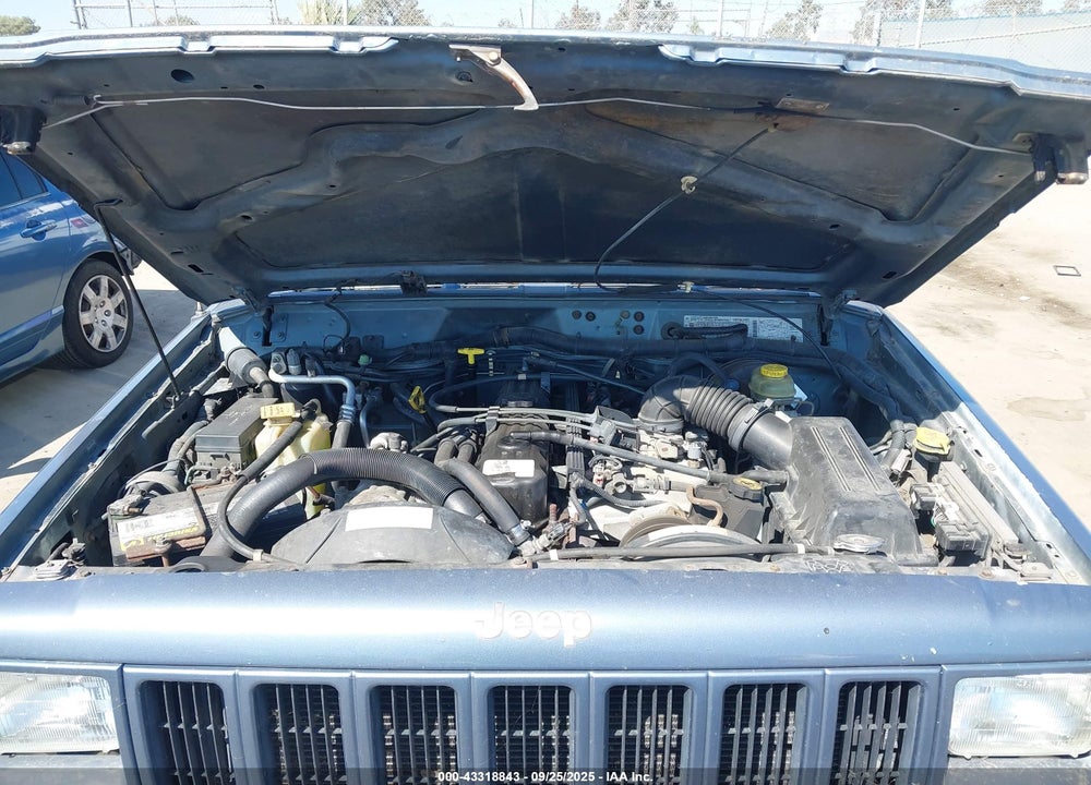 1999 JEEP CHEROKEE CLASSIC VIN: 1J4FT78S8XL669622