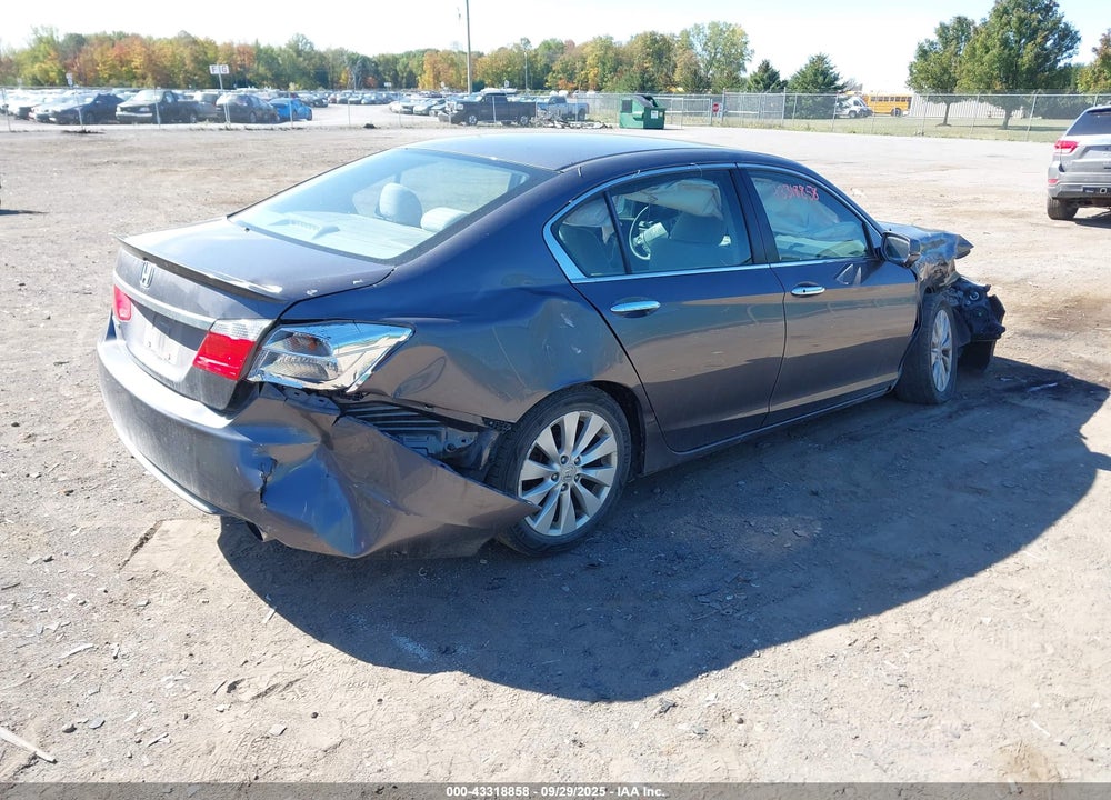 2015 HONDA ACCORD VIN: 1HGCR2F70FA030283