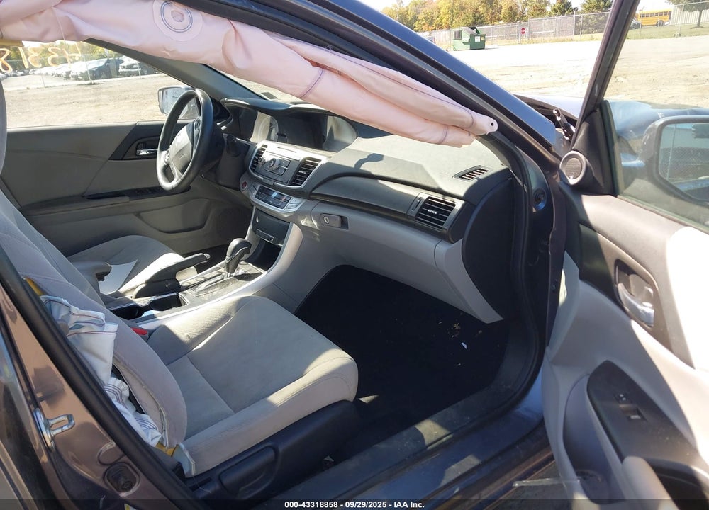 2015 HONDA ACCORD VIN: 1HGCR2F70FA030283