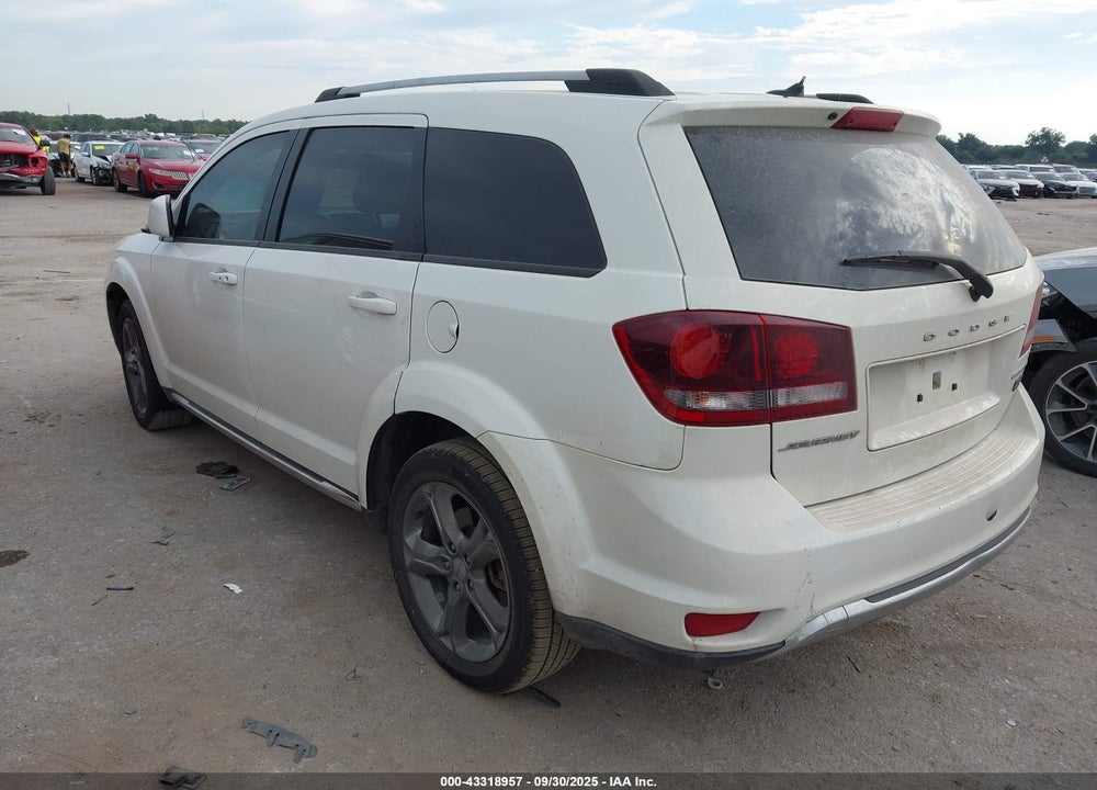 2016 DODGE JOURNEY CROSSROAD PLUS VIN: 3C4PDCGB0GT107431