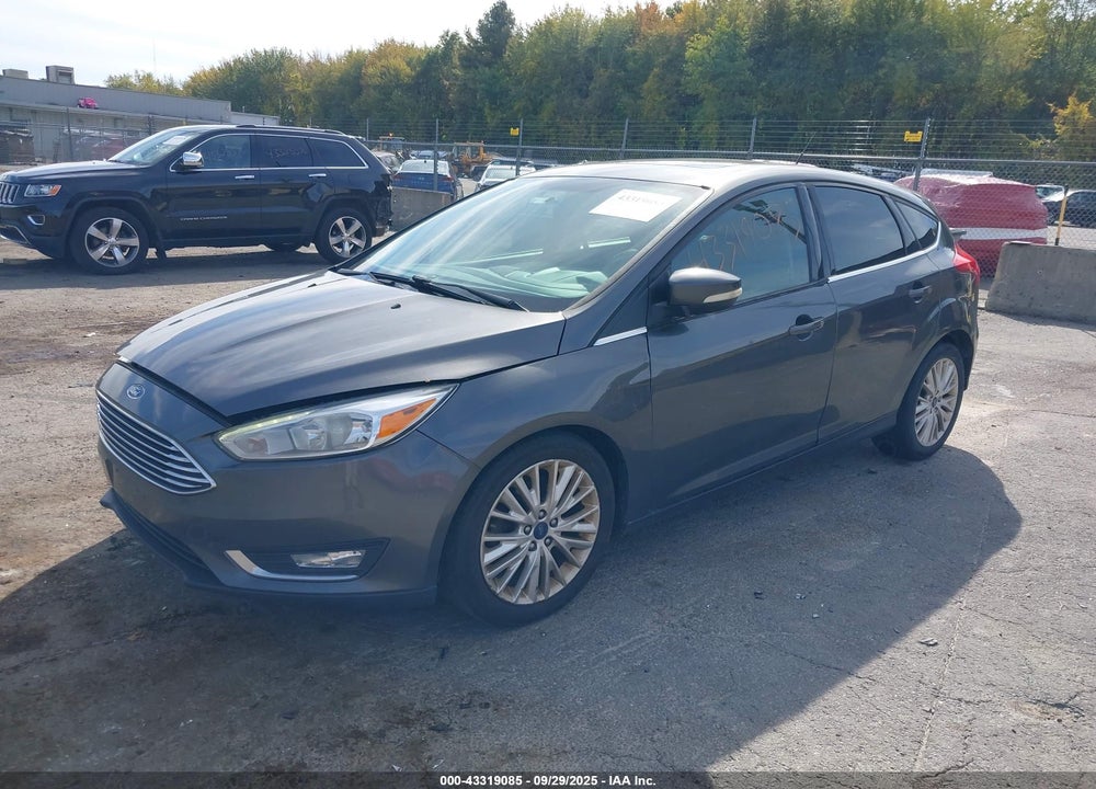 2017 FORD FOCUS TITANIUM VIN: 1FADP3N20HL287641