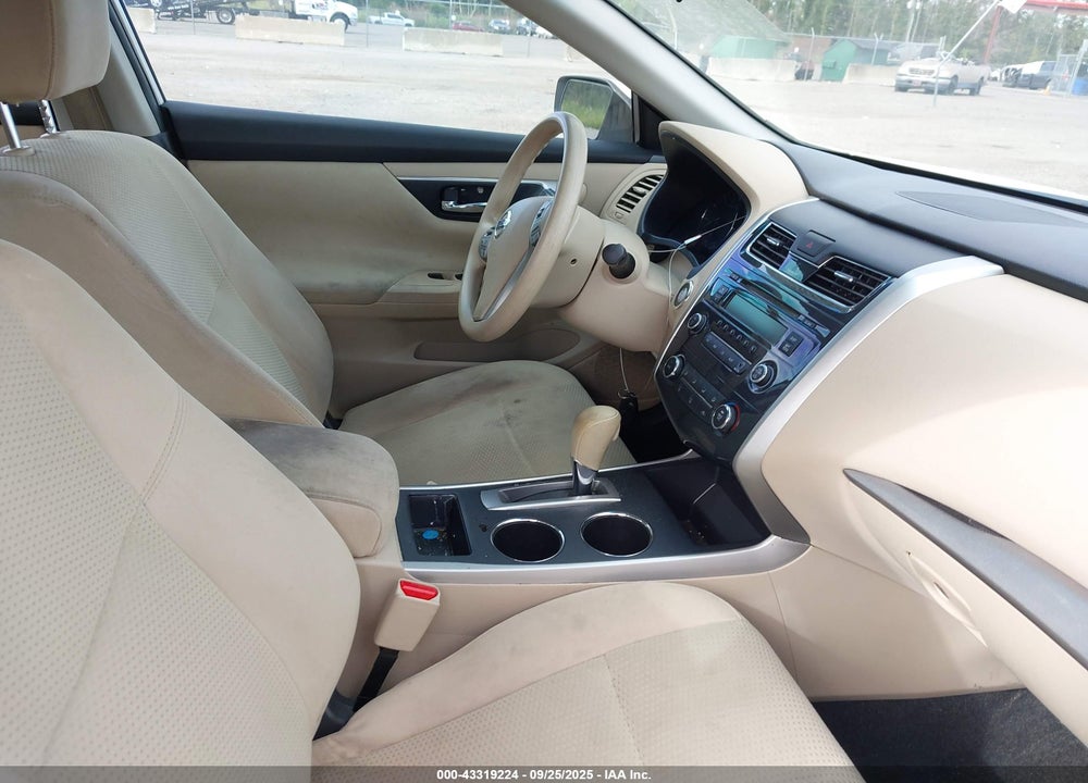 2015 NISSAN ALTIMA VIN: 1N4AL3AP7FC180146