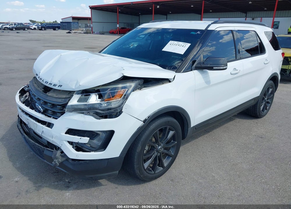 2017 FORD EXPLORER VIN: 1FM5K7D8XHGC89492