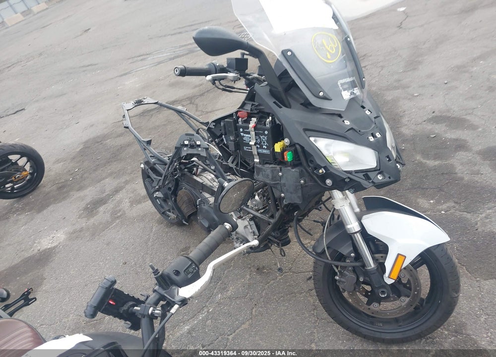 2016 BMW C650 SPORT VIN: WB10C1405GZ314687
