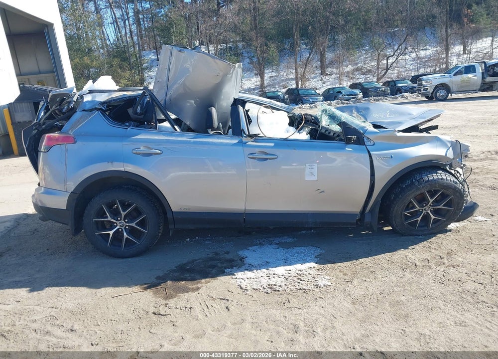 2017 TOYOTA RAV4 HYBRID SE VIN: JTMJJREVXHD104848