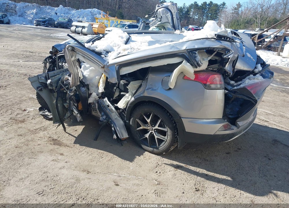 2017 TOYOTA RAV4 HYBRID SE VIN: JTMJJREVXHD104848