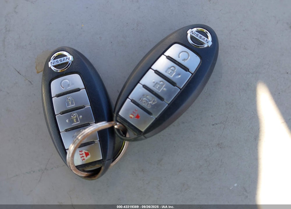 2014 NISSAN PATHFINDER SL VIN: 5N1AR2MN0EC640996