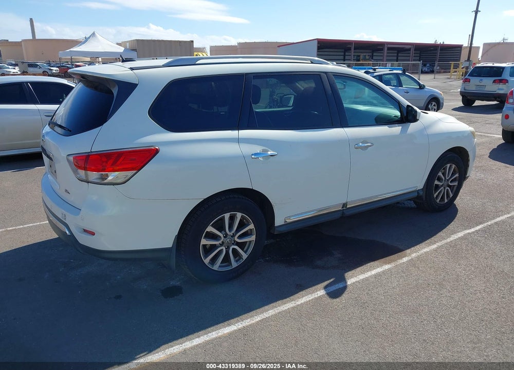 2014 NISSAN PATHFINDER SL VIN: 5N1AR2MN0EC640996