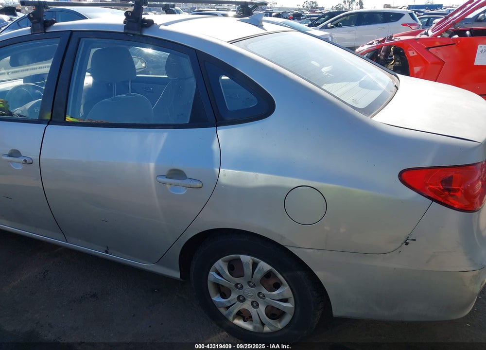 2010 HYUNDAI ELANTRA GLS VIN: KMHDU4AD6AU016529