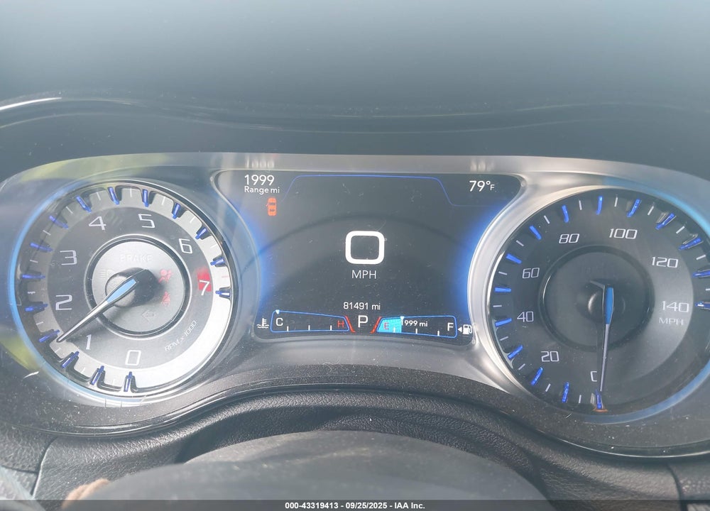 2015 CHRYSLER 300 VIN: 2C3CCABG7FH766823
