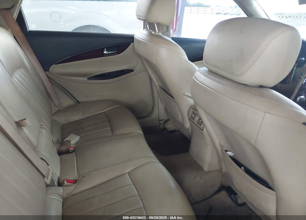 2017 INFINITI QX50 VIN: JN1BJ0RP1HM383038