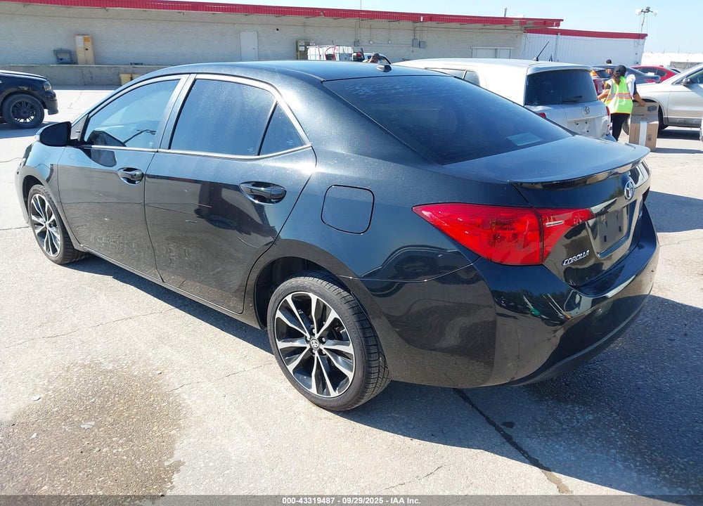 2017 TOYOTA COROLLA XSE VIN: 5YFBURHE6HP703069