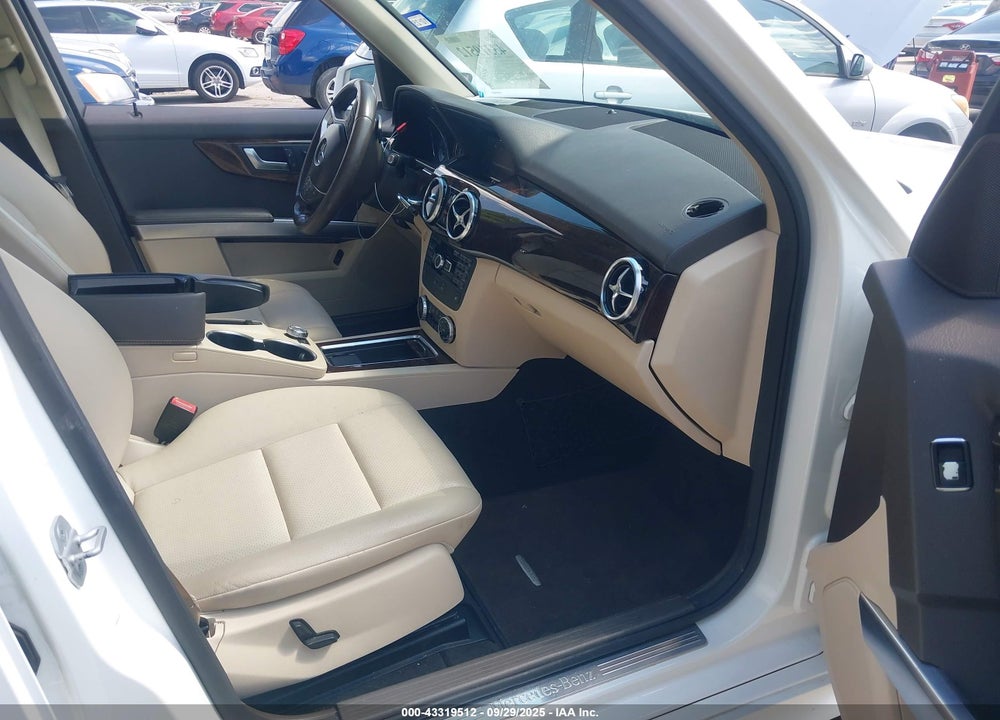 2015 MERCEDES-BENZ GLK 350 VIN: WDCGG5HB7FG358316