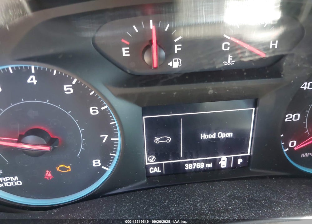 2018 CHEVROLET EQUINOX LT VIN: 2GNAXJEV1J6176839