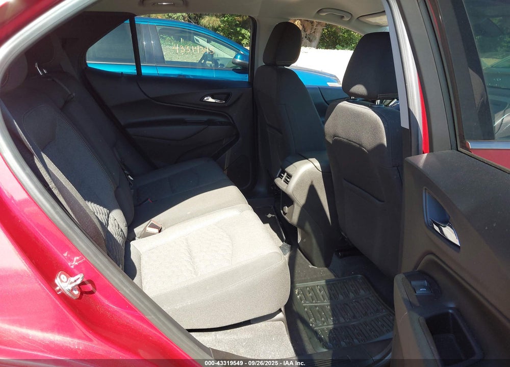 2018 CHEVROLET EQUINOX LT VIN: 2GNAXJEV1J6176839