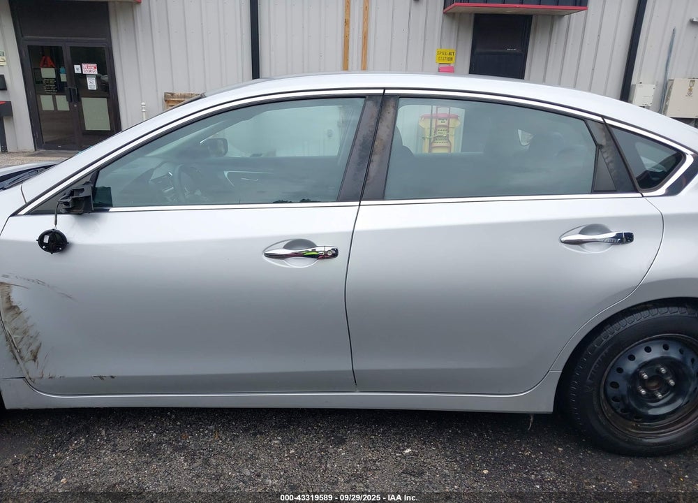 2016 NISSAN ALTIMA VIN: 1N4AL3AP5GN389097