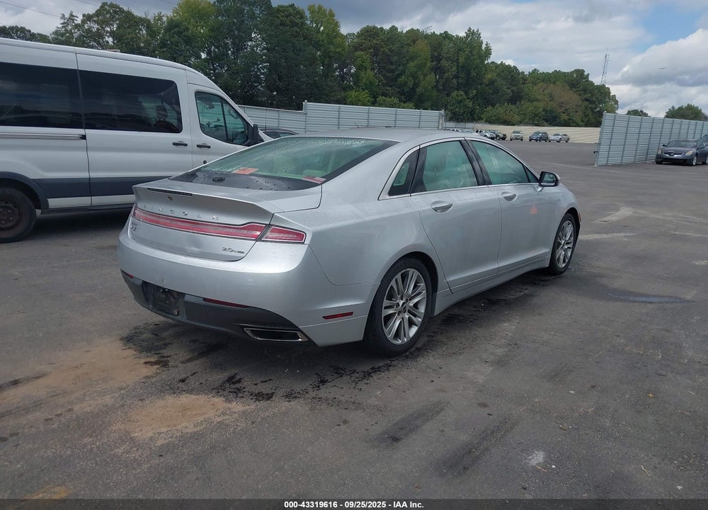 2013 LINCOLN MKZ VIN: 3LN6L2G94DR825493