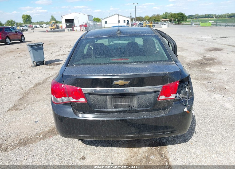 2015 CHEVROLET CRUZE 1LT AUTO VIN: 1G1PC5SBXF7250355