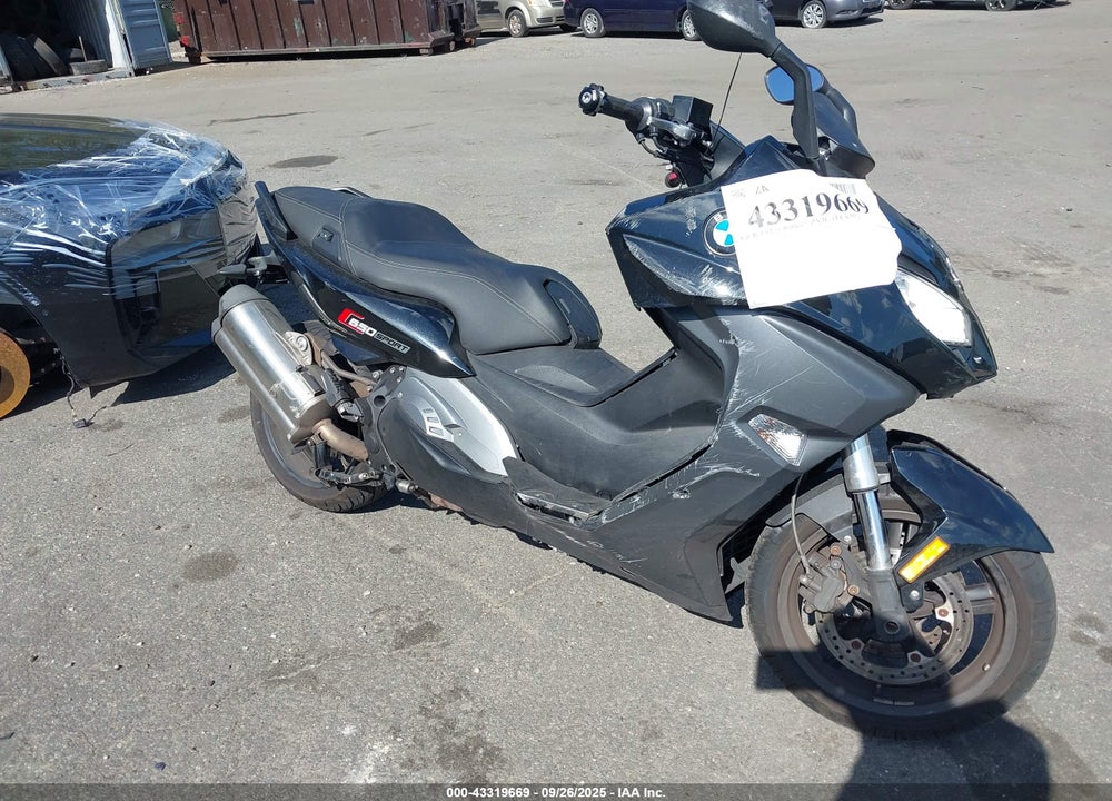 2016 BMW C650 SPORT VIN: WB10C1405GZ314575