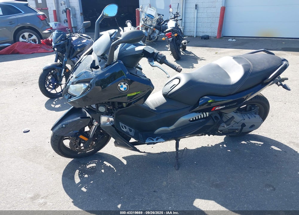 2016 BMW C650 SPORT VIN: WB10C1405GZ314575