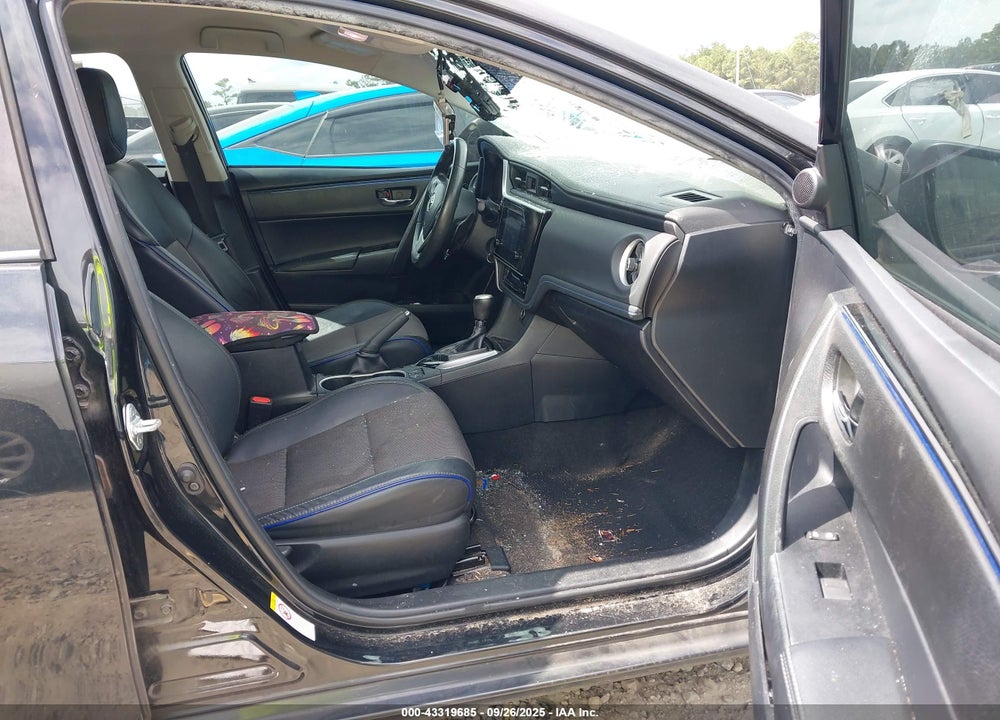 2019 TOYOTA COROLLA SE VIN: 2T1BURHE7KC217183