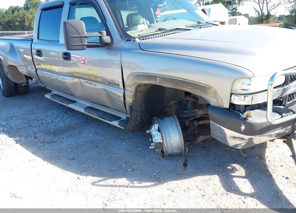 2002 CHEVROLET SILVERADO 3500 LT VIN: 1GCJK33152F205723