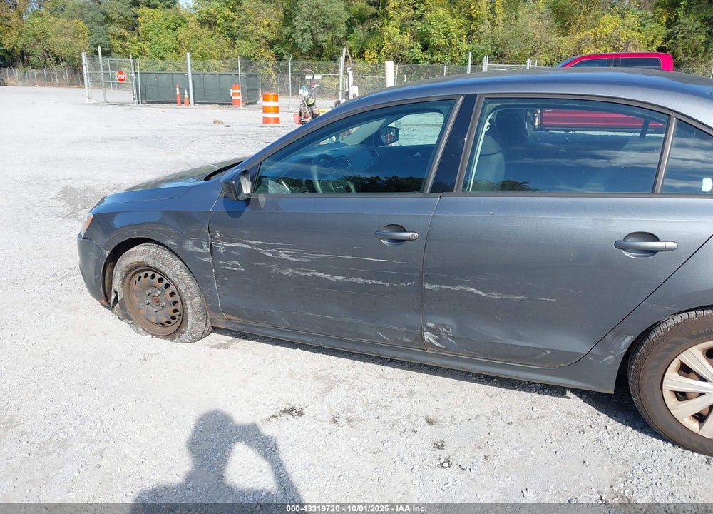 2013 VOLKSWAGEN JETTA VIN: 3VW2K7AJ9DM317830