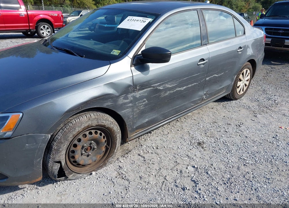 2013 VOLKSWAGEN JETTA VIN: 3VW2K7AJ9DM317830