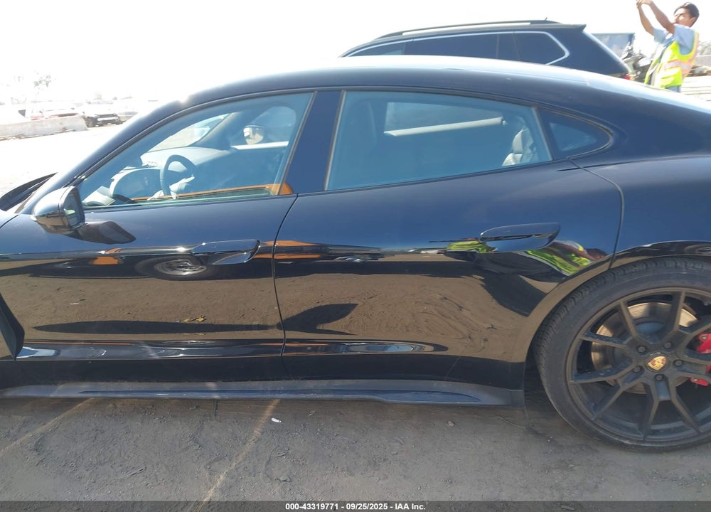 2022 PORSCHE TAYCAN GTS VIN: WP0AD2Y12NSA59275
