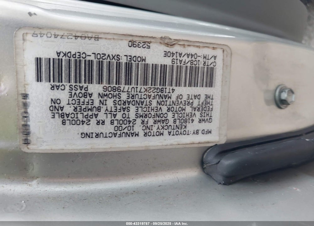 2001 TOYOTA CAMRY CE VIN: 4T1BG22K71U779806
