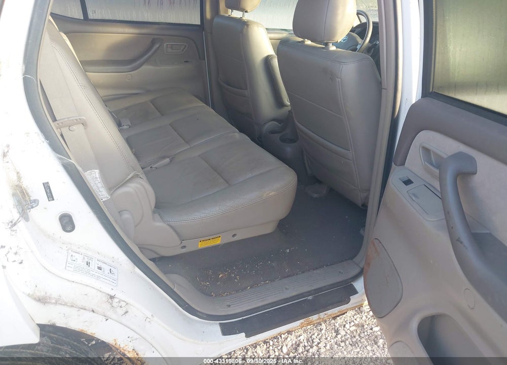 2007 TOYOTA SEQUOIA SR5 V8 VIN: 5TDBT44A67S279813