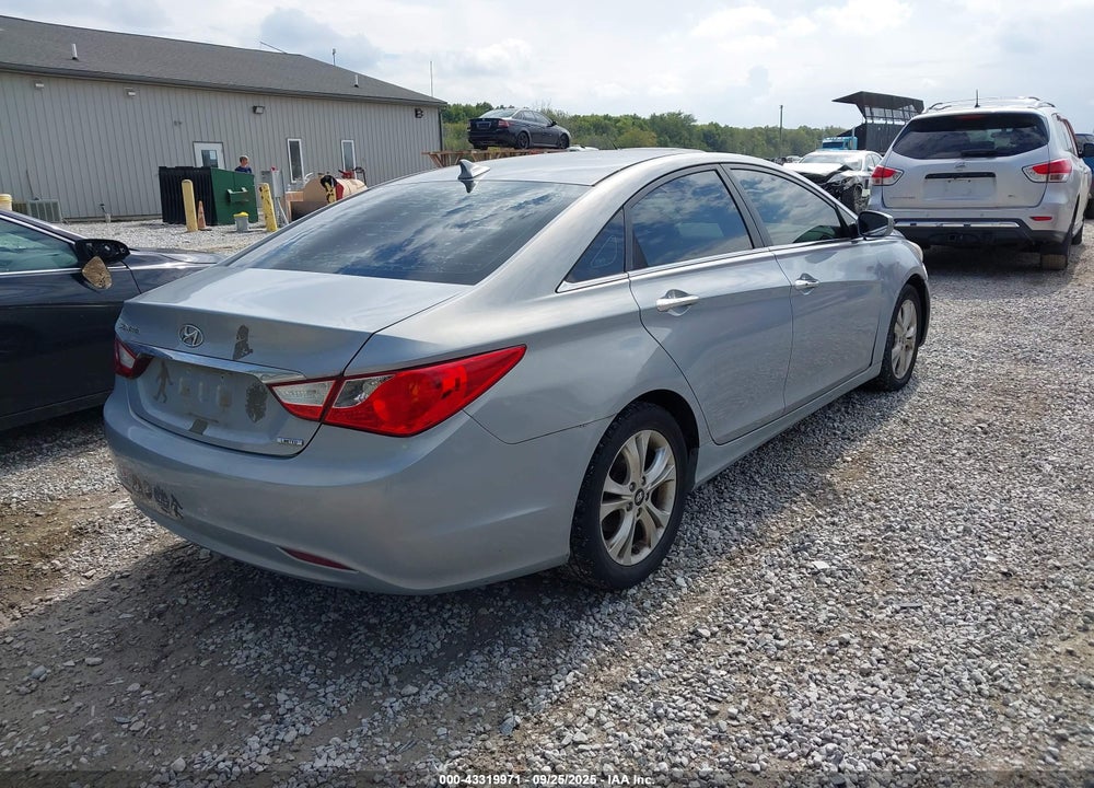 2011 HYUNDAI SONATA VIN: 5NPEC4AC9BH018662