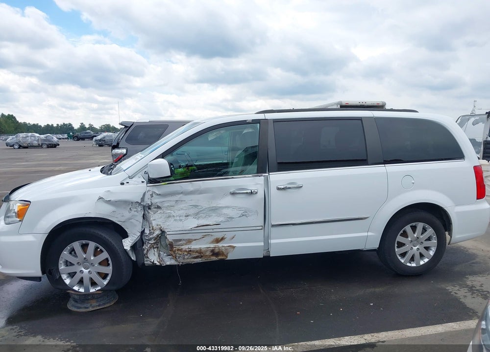 2016 CHRYSLER TOWN & COUNTRY TOURING VIN: 2C4RC1BGXGR222379