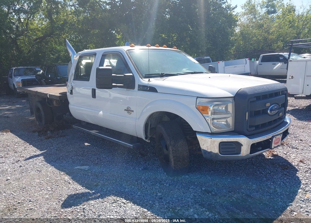 2013 FORD F-350 CHASSIS XL VIN: 1FD8W3GT7DEB49626
