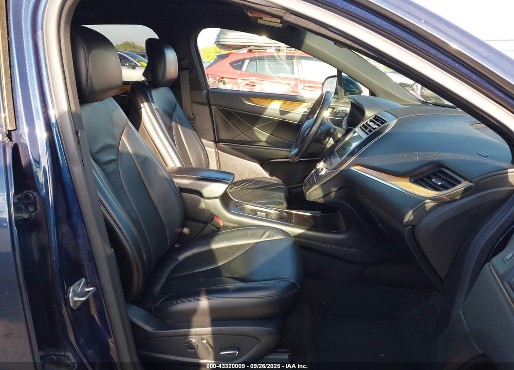 2016 LINCOLN MKC VIN: 5LMCJ2C97GUJ28215