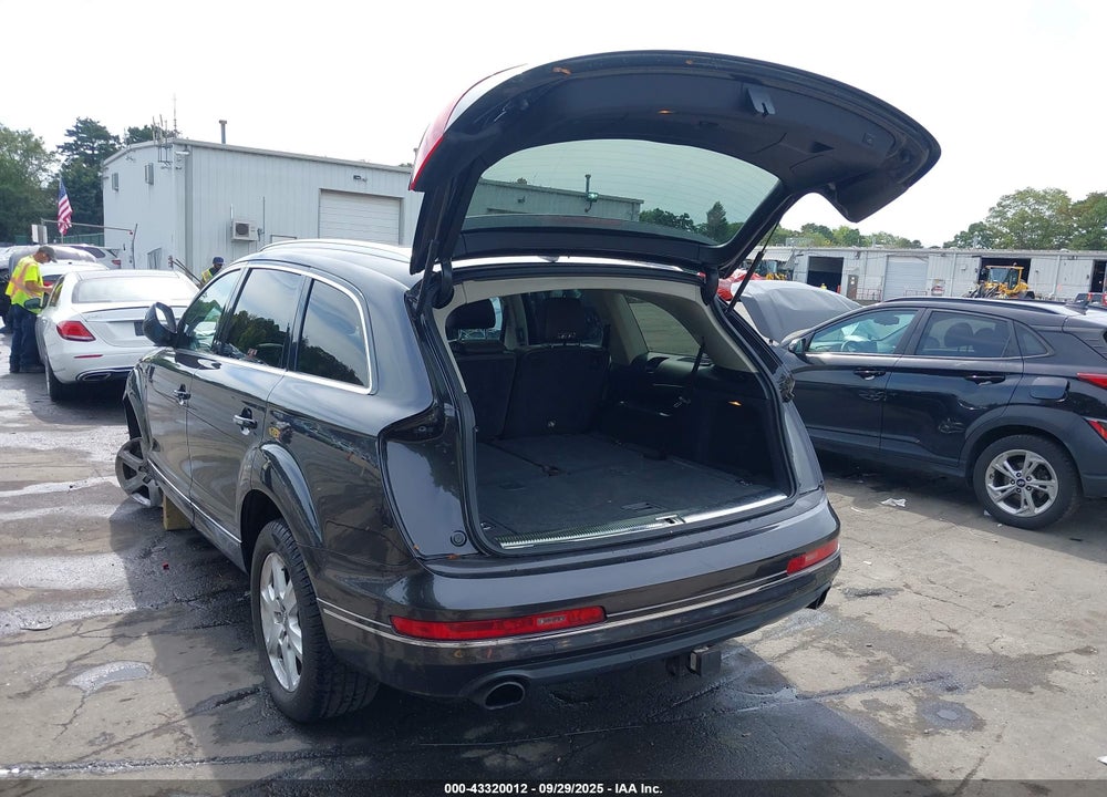 2013 AUDI Q7 VIN: WA1LGAFE4DD013828