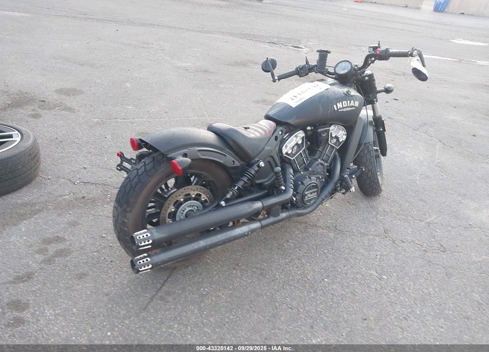 2020 INDIAN MOTORCYCLE CO. SCOUT BOBBER ABS VIN: 56KMTA00XL3160608