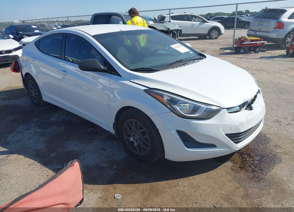 2016 HYUNDAI ELANTRA SE VIN: 5NPDH4AE5GH720127