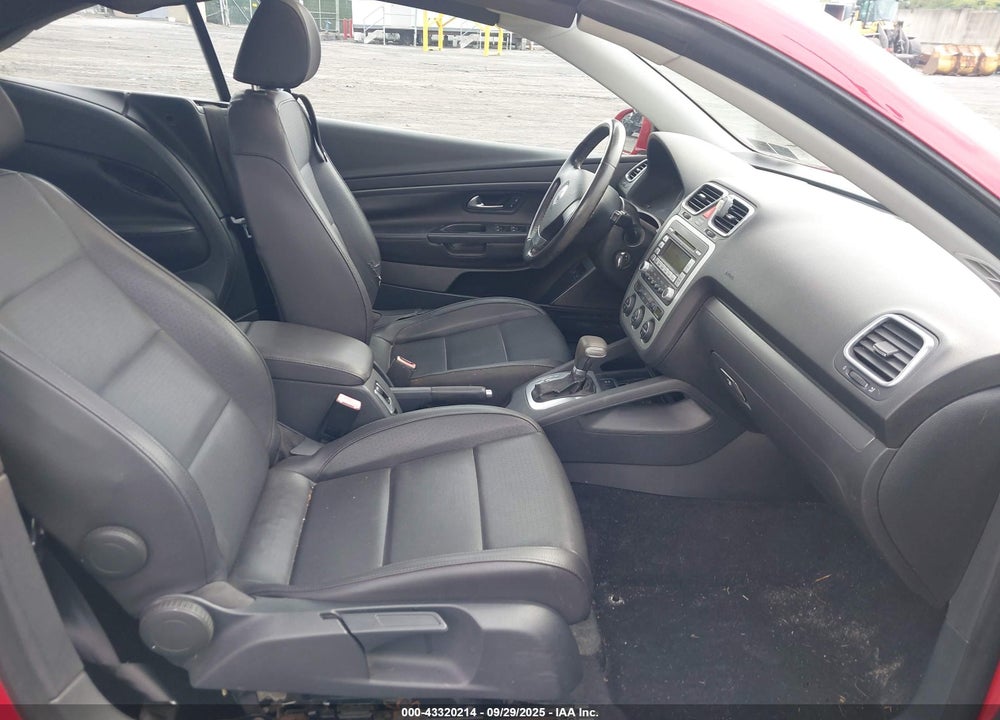 2008 VOLKSWAGEN EOS KOMFORT/TURBO VIN: WVWBA71F48V004133