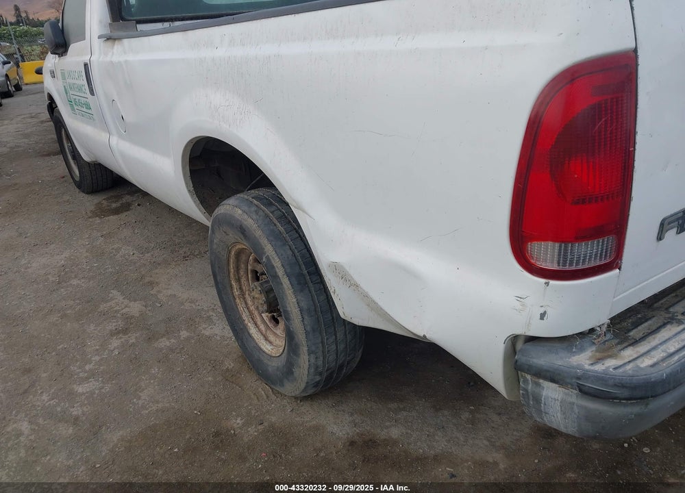 2004 FORD F-250 XL/XLT VIN: 1FTNF20L14EC84581