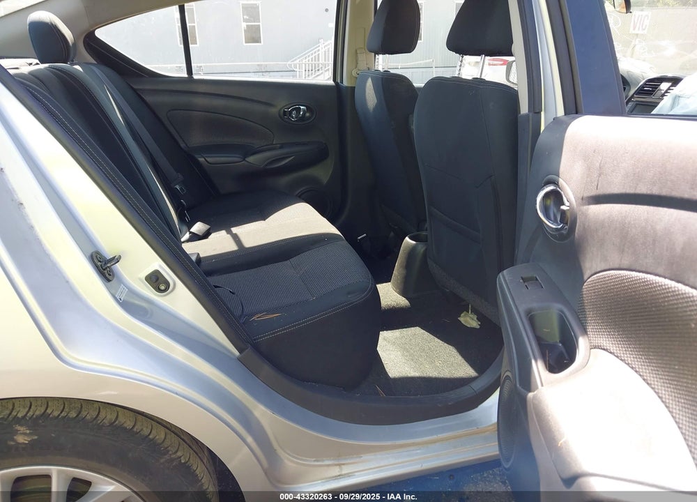 2019 NISSAN VERSA 1.6 SV VIN: 3N1CN7AP5KL817024