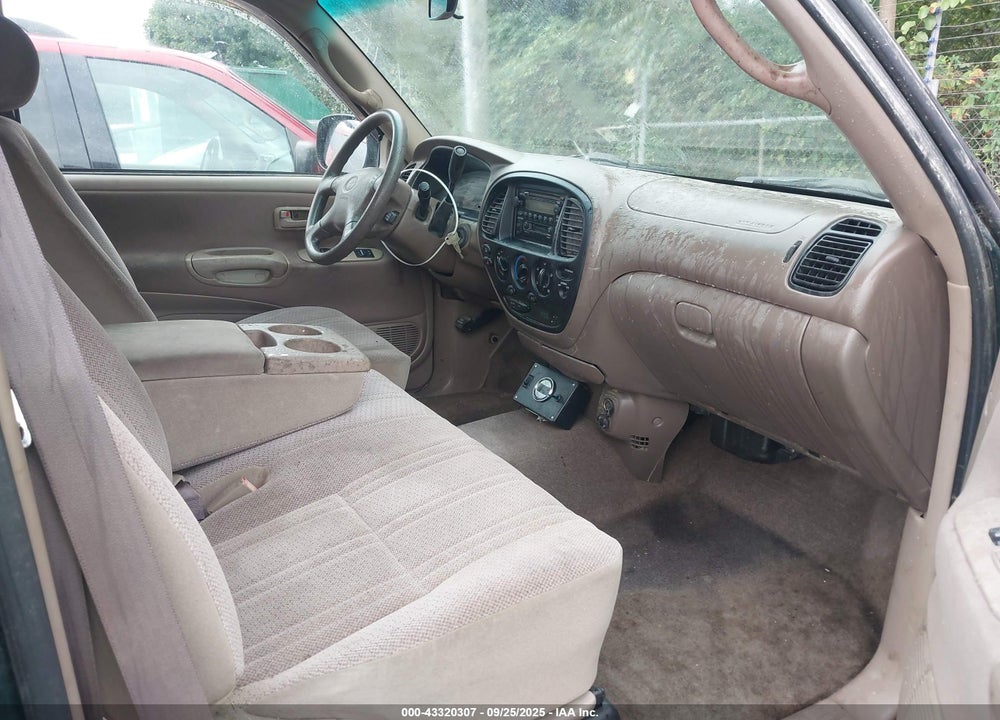 2001 TOYOTA TUNDRA SR5 V8 VIN: 5TBBT44121S133442