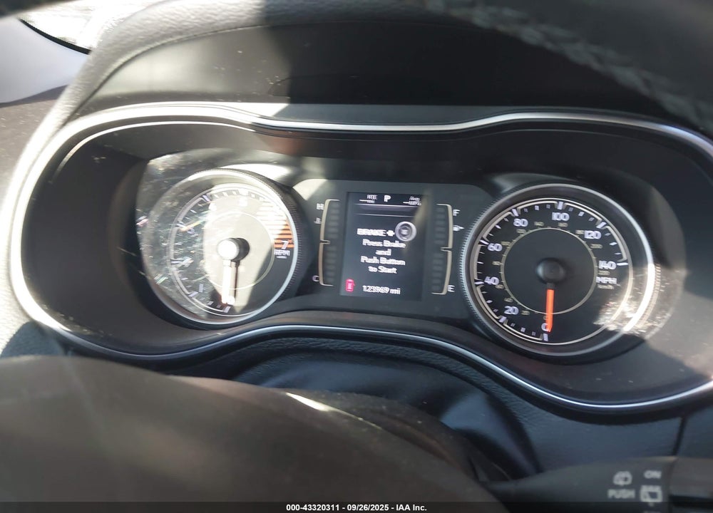 2019 JEEP CHEROKEE LATITUDE PLUS FWD VIN: 1C4PJLLN0KD164963