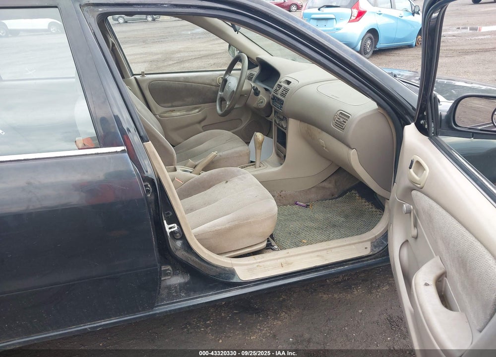 2002 TOYOTA COROLLA CE VIN: 2T1BR12E72C581261