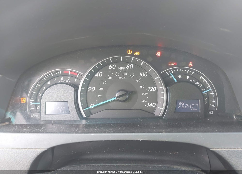 2013 TOYOTA CAMRY LE VIN: 4T1BF1FK1DU204726