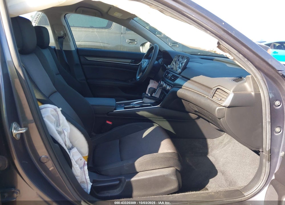 2019 HONDA ACCORD LX VIN: 1HGCV1F11KA154011