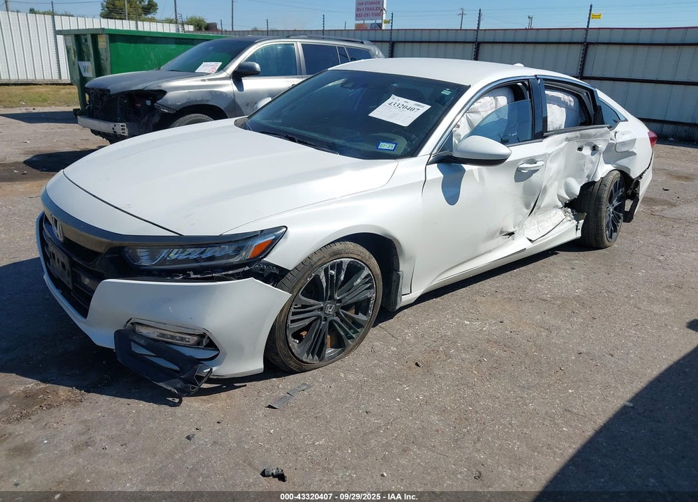 2019 HONDA ACCORD VIN: 1HGCV1F32KA134223
