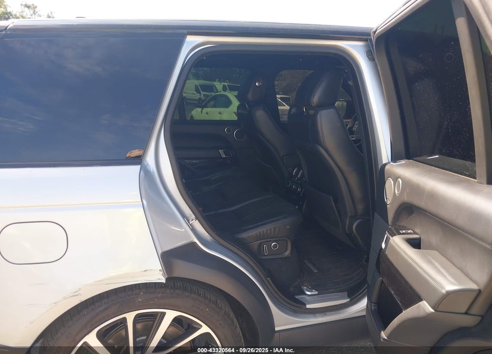 2016 LAND ROVER RANGE ROVER VIN: SALGS2VF1GA245310