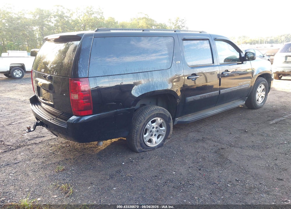2007 CHEVROLET SUBURBAN 1500 LT VIN: 3GNFK16307G101922
