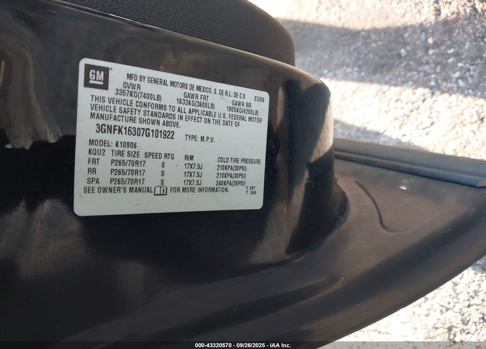 2007 CHEVROLET SUBURBAN 1500 LT VIN: 3GNFK16307G101922